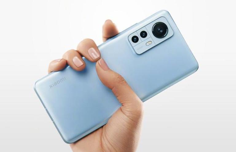 iphonese3与小米12s,iphonese3和小米12哪个好