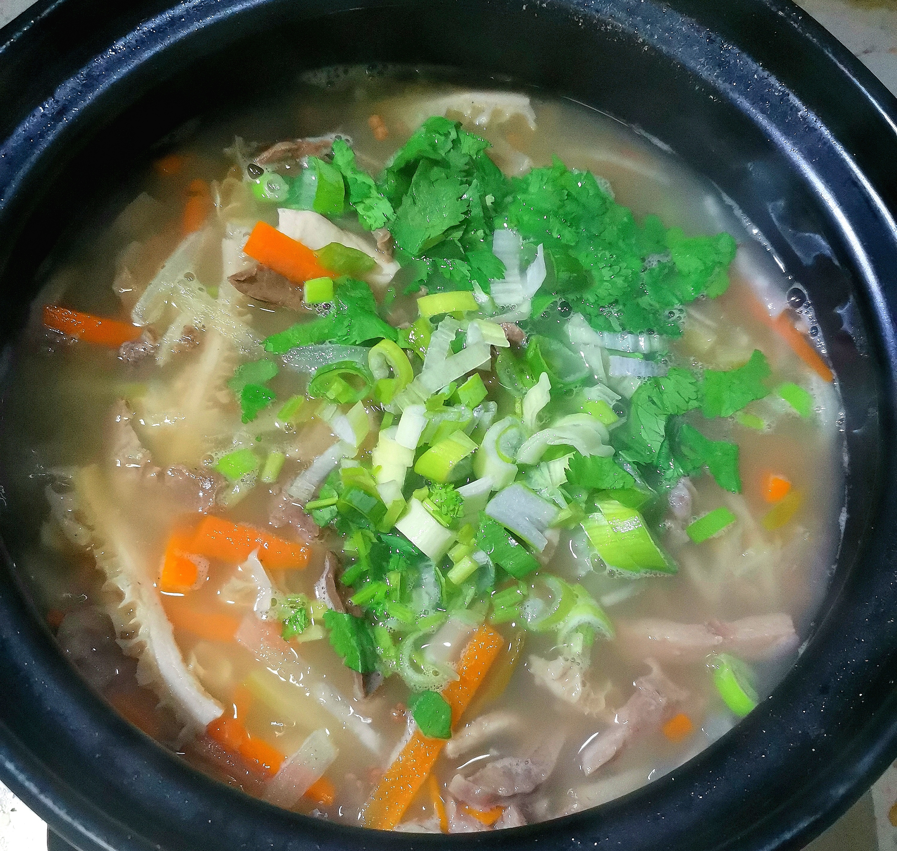 特色羊肉羊杂砂锅,麻辣羊肉羊杂煲