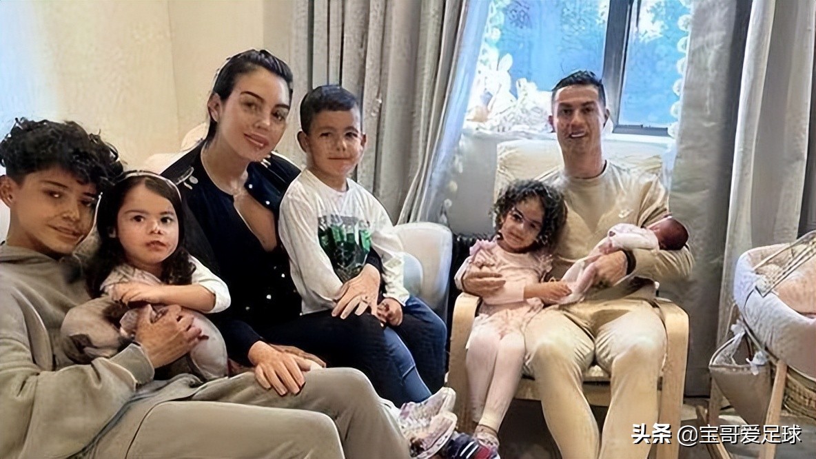 球星梅西的妻子,足球球王梅西的妻子