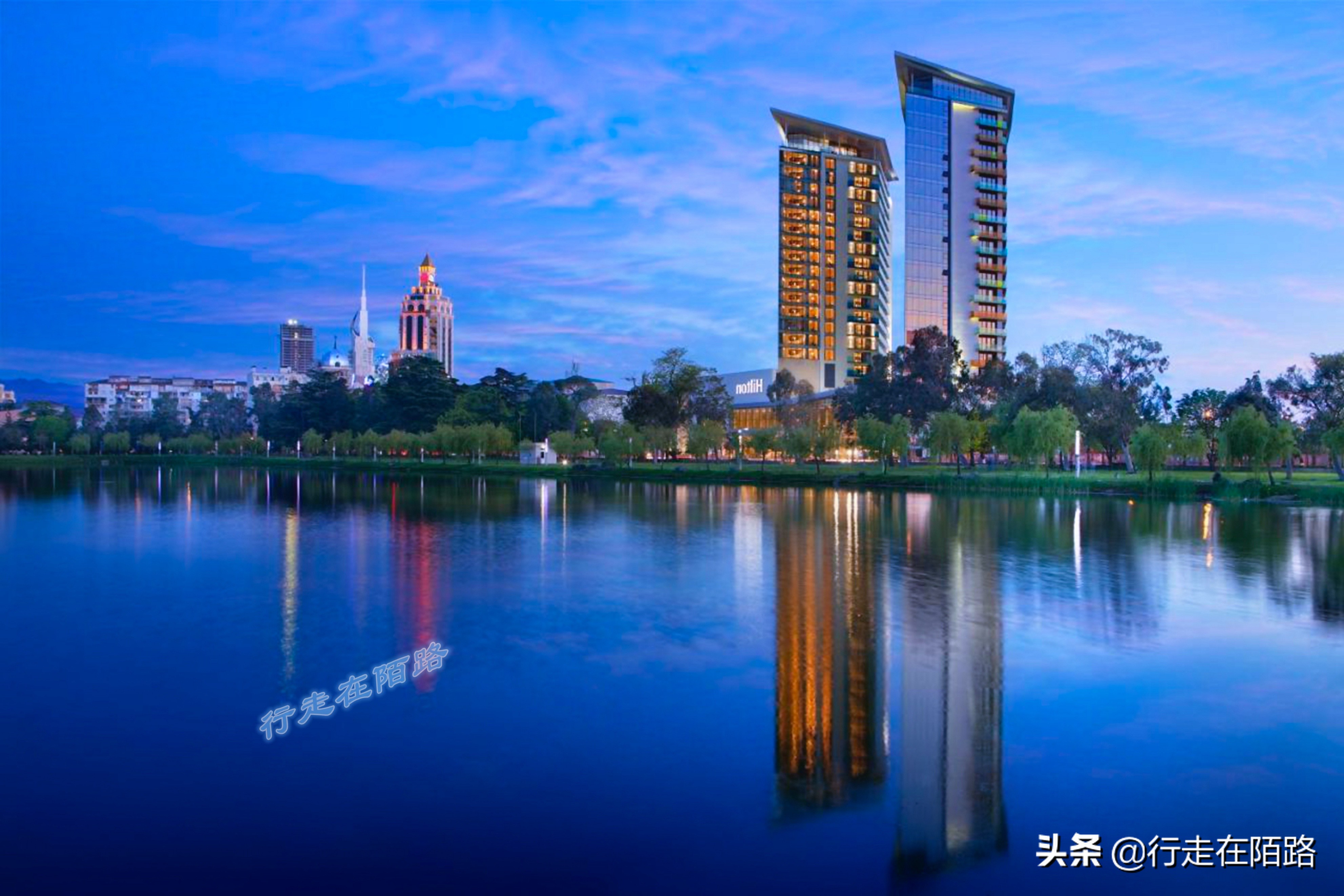 格鲁吉亚城市风景,格鲁吉亚黑海边的旅游胜地