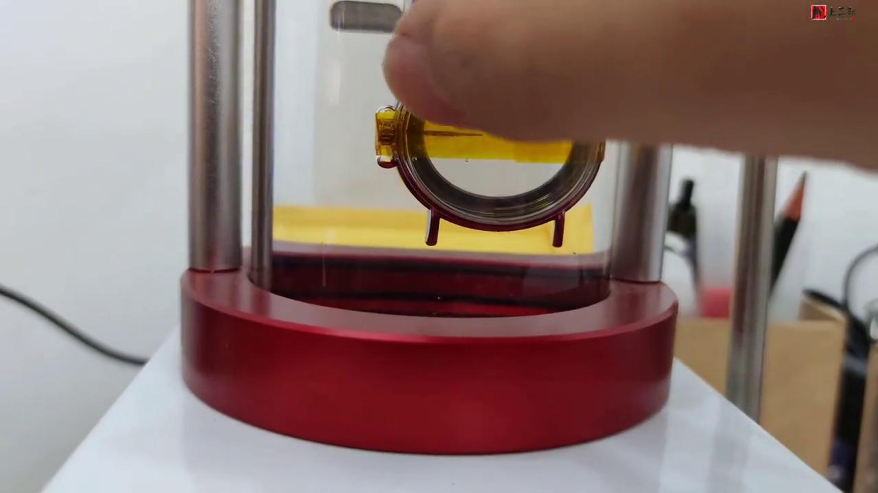 浪琴瑰丽新表为什么停停走走,浪琴瑰丽机械男表金色外壳修复