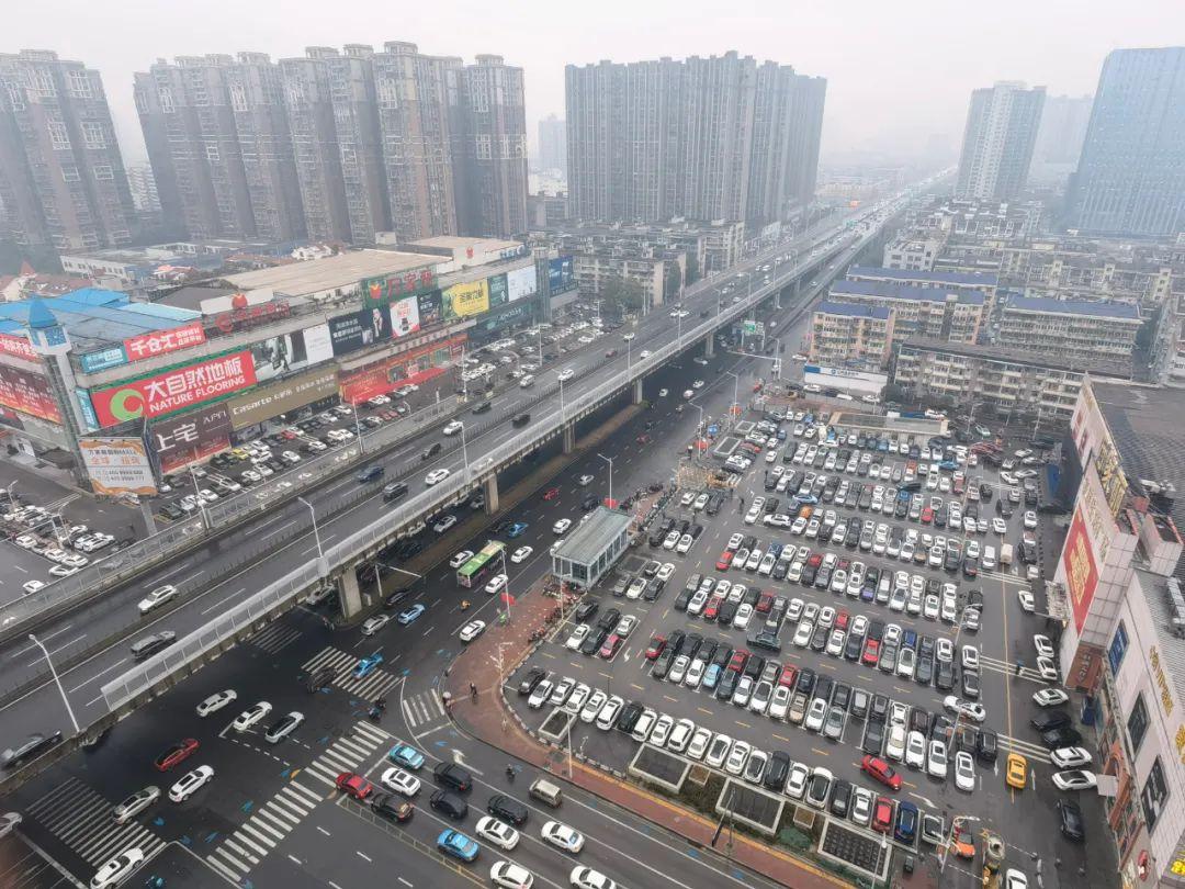 湖南万家丽家具,湖南万家丽家居生活广场原木家具