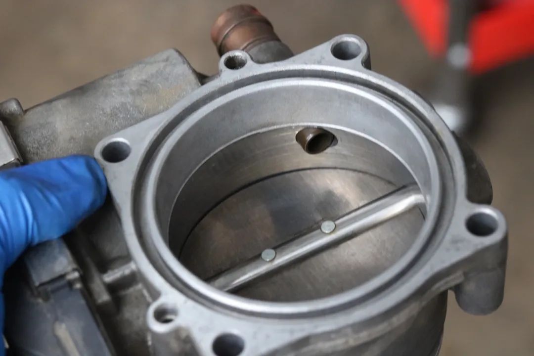 经典老车宝马x5翻新,宝马x5二手车整备翻新费用