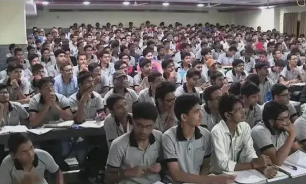 印度的高考到底有多难视频,印度理工和清华录取率