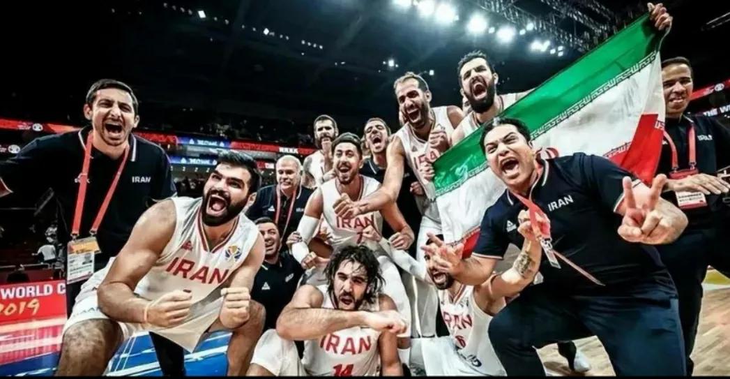 涓栭璧涜冻鐞冧紛鏈楅槦瀵逛腑鍥介槦,涓栭璧涗腑鍥介槦鎵撲紛鏈楅槦鍥炴斁