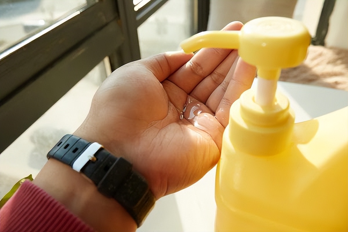 洗洁精是害人精这种说法对吗,洗洁精残留致癌真相揭晓