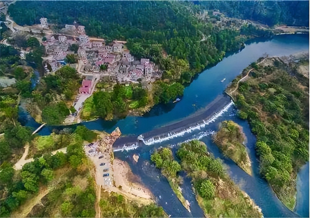 天赋“易昺（bǐng）”上热搜了，不知道这些词会不会……