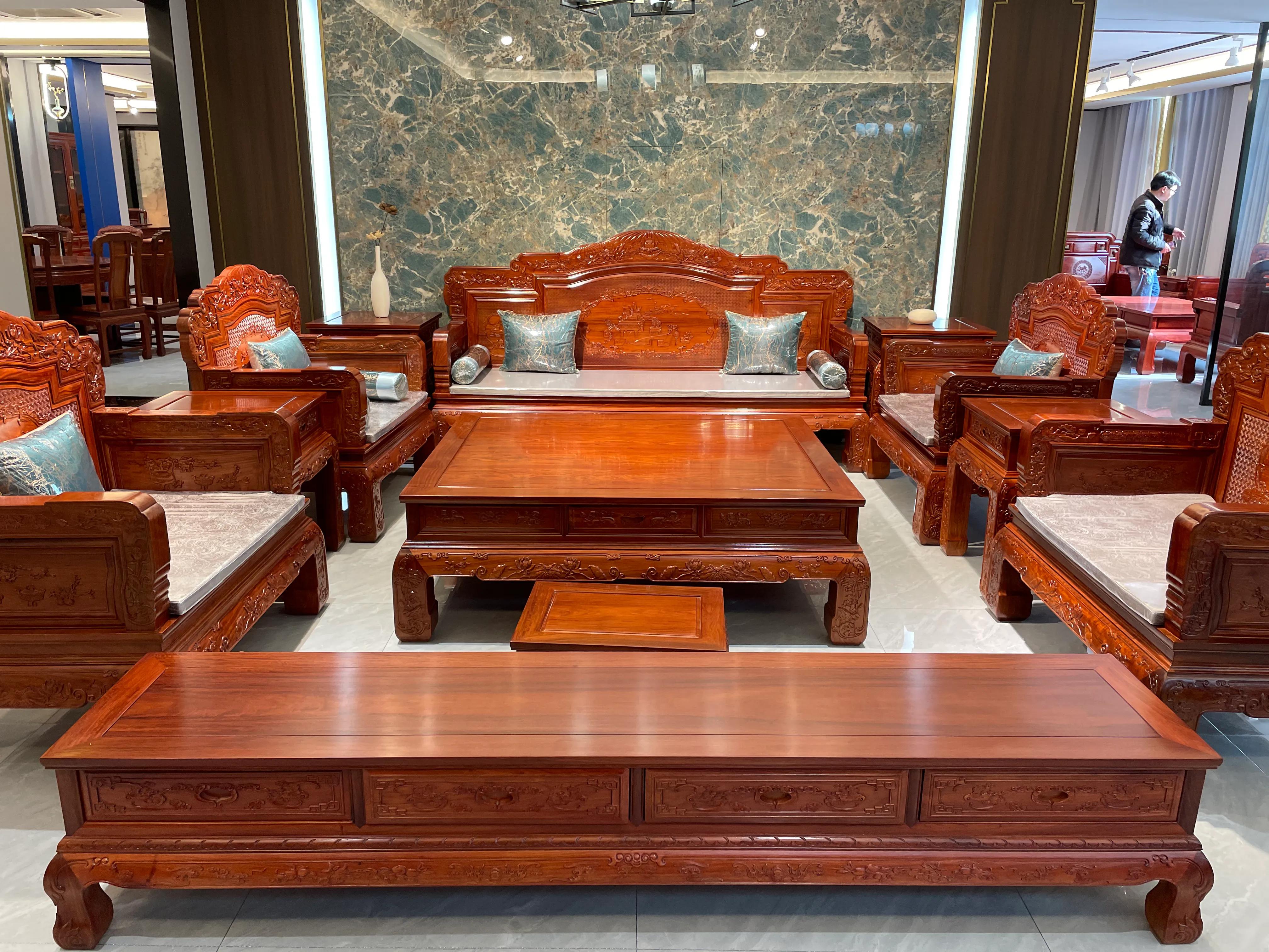 红木家具中刺猬紫檀,红木家具花梨木好还是刺猬紫檀好