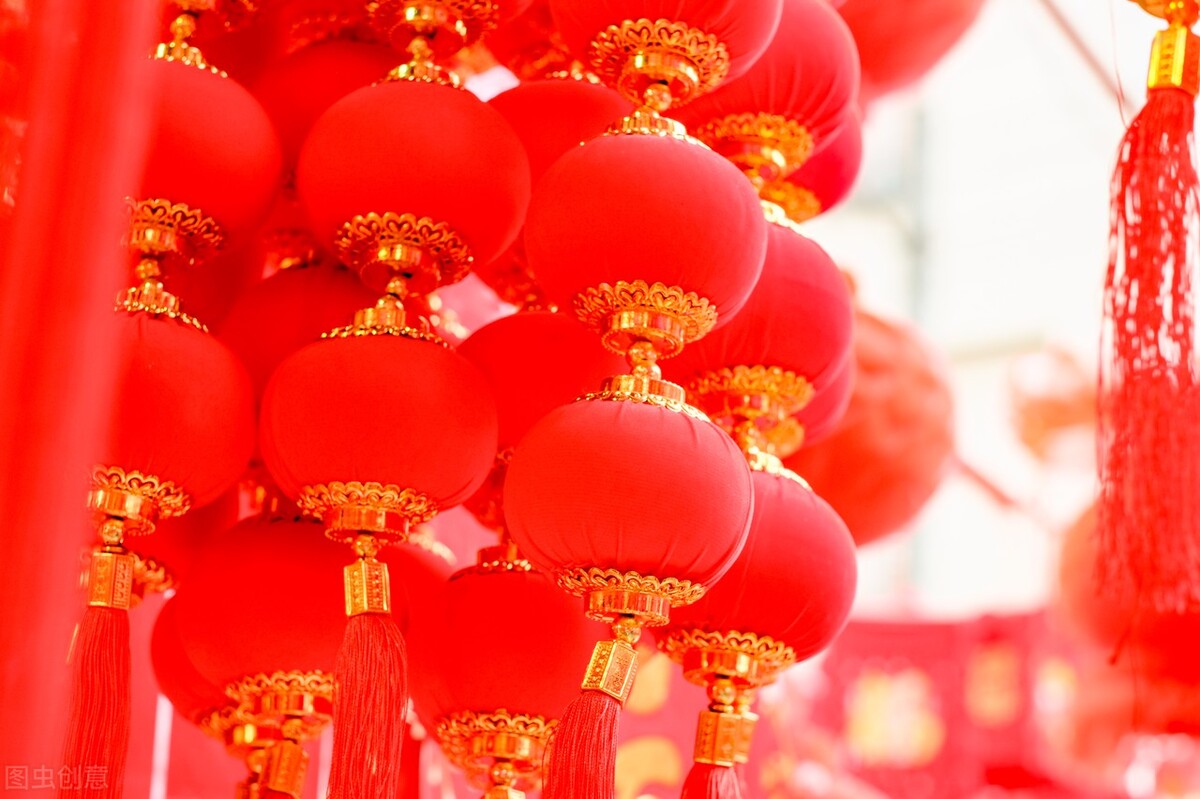 现代迎新春的诗词,迎新春的诗词大全100首