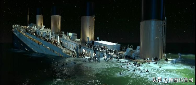 跳海自救等于“自杀”？假如你在海上失事，你该如何自救