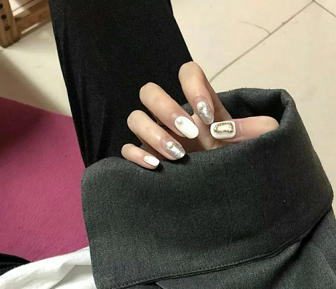 美甲教程和美甲技巧,做美甲用的美甲套装