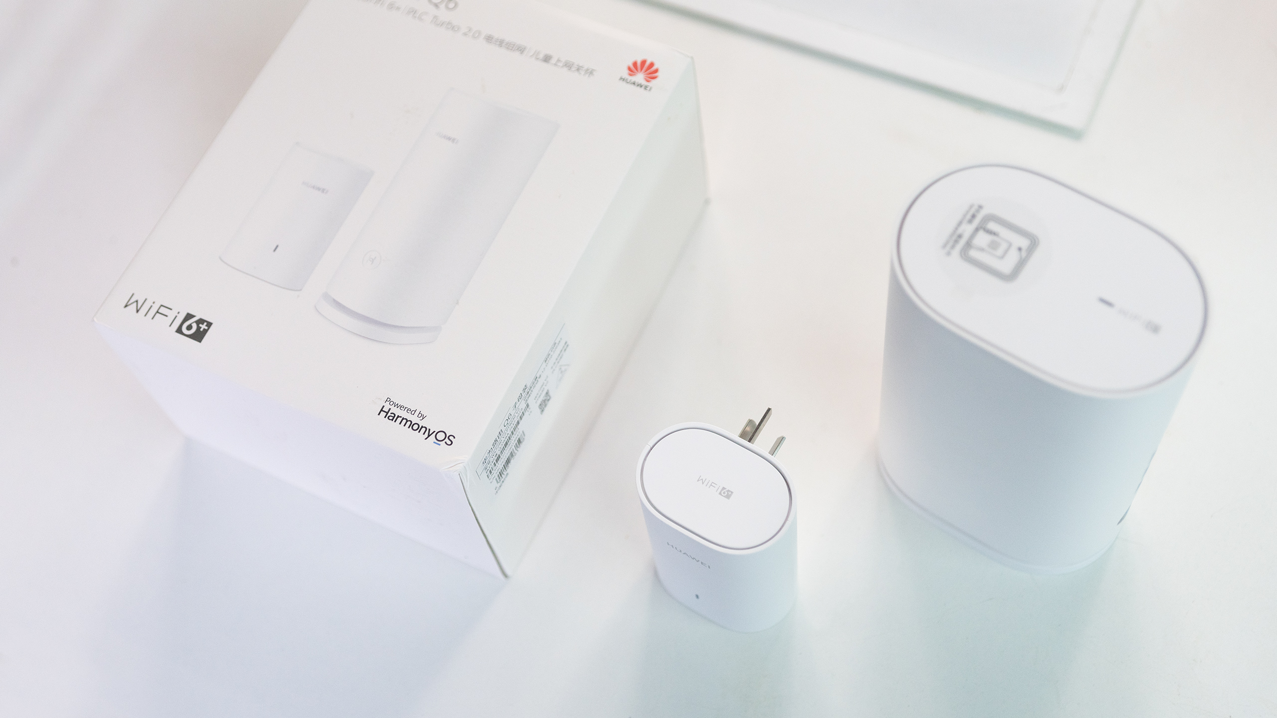 华为q6母路由有wifi信号吗,华为Q6母路由器有wifi的吗