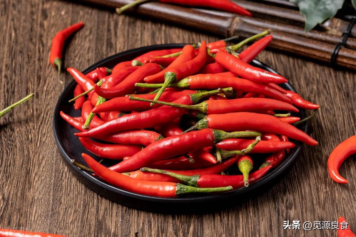 自制辣椒酱的做法长期存放不会坏,自制辣椒酱为什么放酒