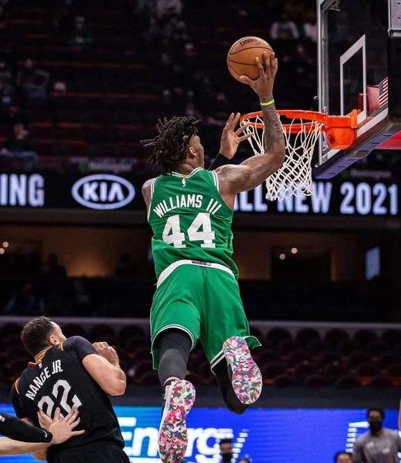 美媒评10大选秀年,美媒评选近20年选秀最佳球员