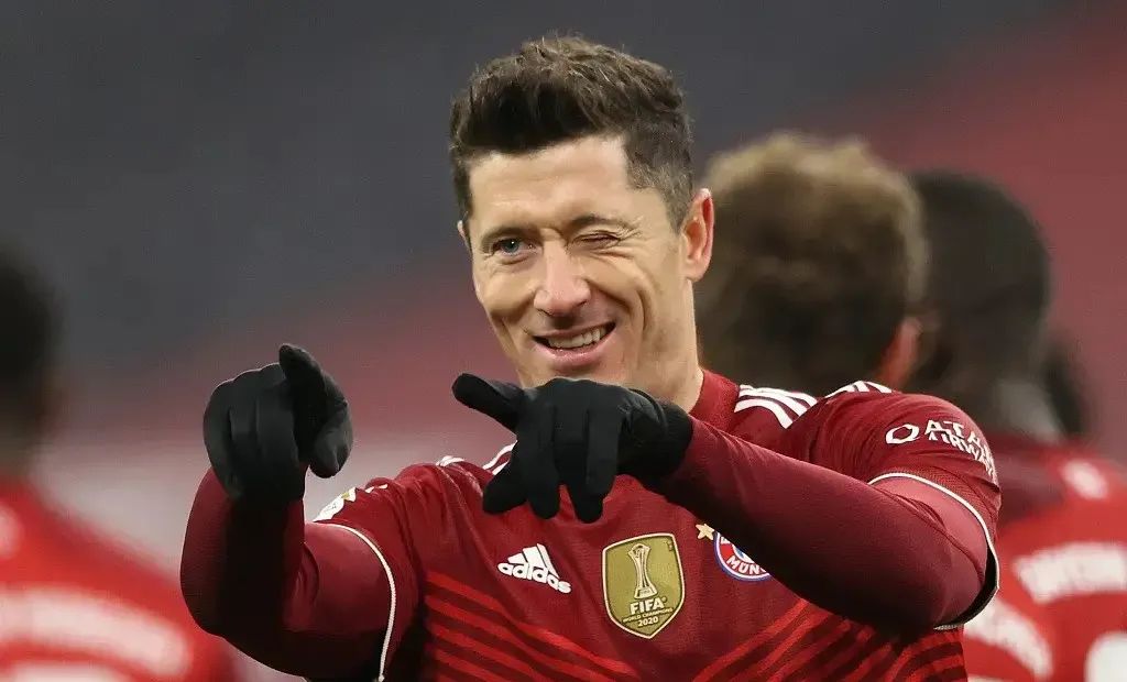 曼联绝平c罗两球挽救索帅,英超曼联逆转埃弗顿c罗助攻