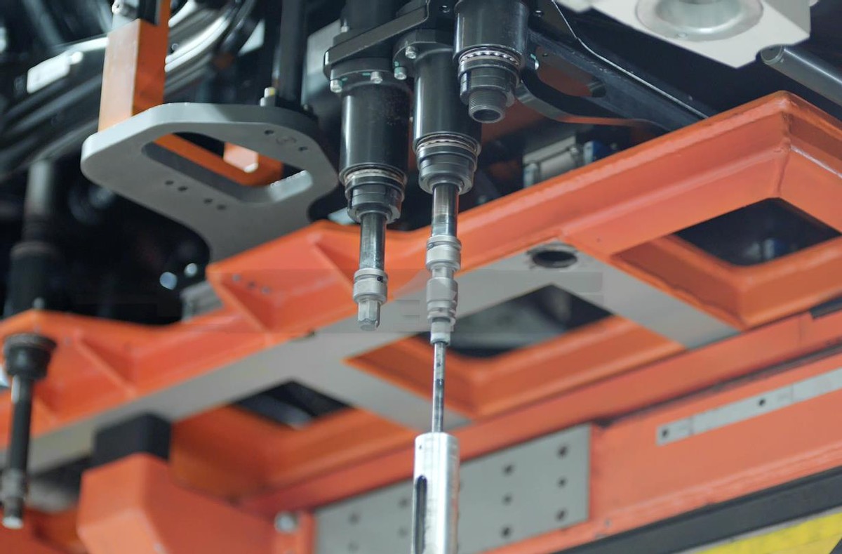 卓越品质,共同见证——上汽大众华中“大V”宁波工厂探秘之旅