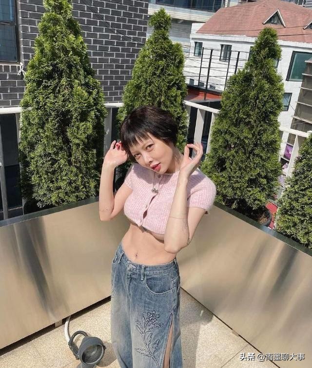 泫雅大胆穿搭,泫雅以前的穿衣风格