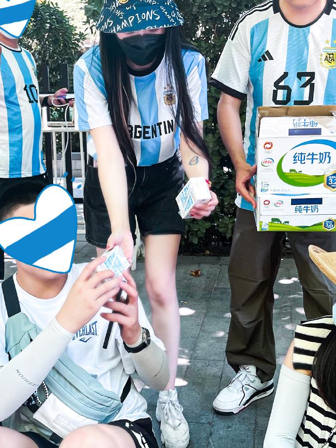 阿根廷足球崛起之路,阿根廷足球队以前的品牌