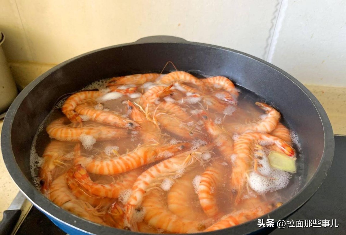 怎样煮盐水虾煮多长时间,煮盐水虾是开水下锅还是凉水下锅