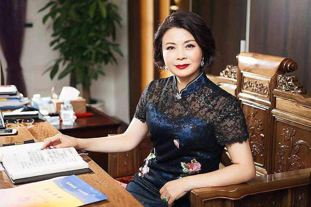 中国最强包工头一年入账5000亿,最牛包工头花三十亿