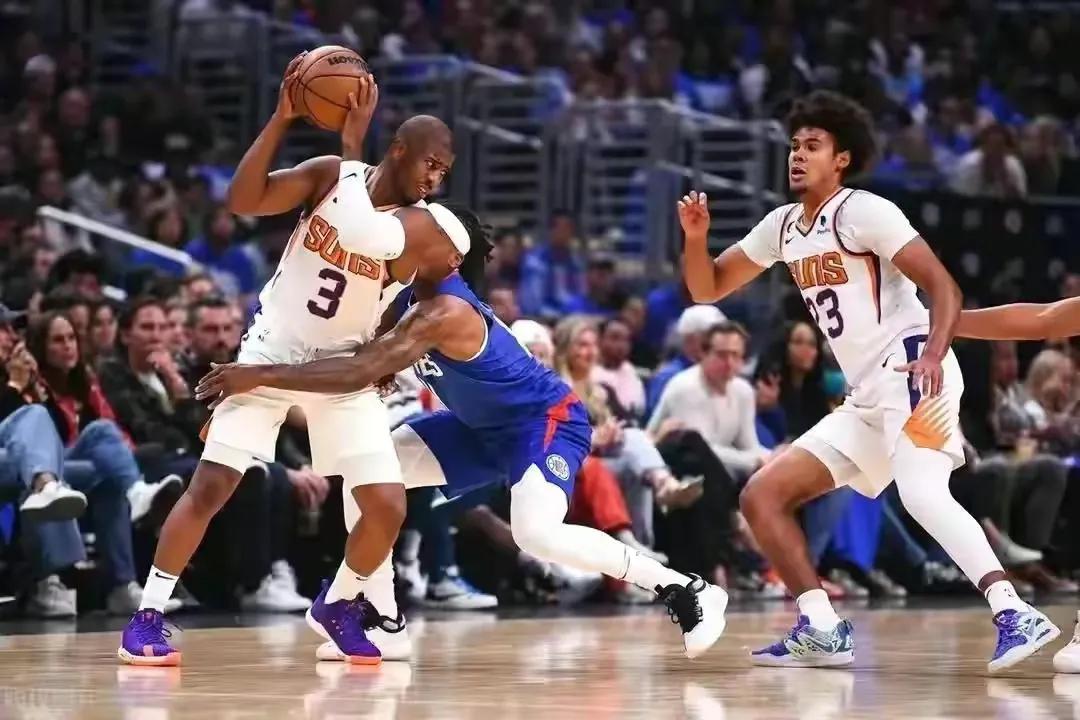 特雷杨带队杀入东决,特雷杨本赛季十佳球