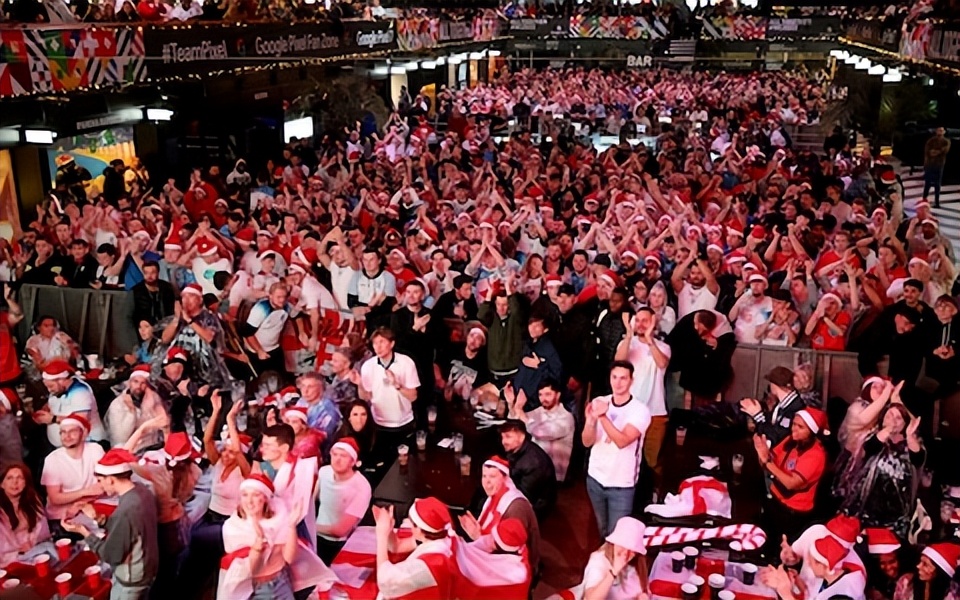 凯恩世界杯射丢点球回应,英格兰被淘汰痛哭图片