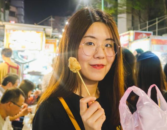 被支付宝一亿砸中的信小呆：辞职后环游世界，刷爆信用卡生活堪忧