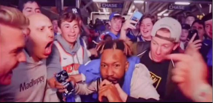 纽约球迷骂特雷杨视频原字幕,纽约球迷骂特雷杨视频