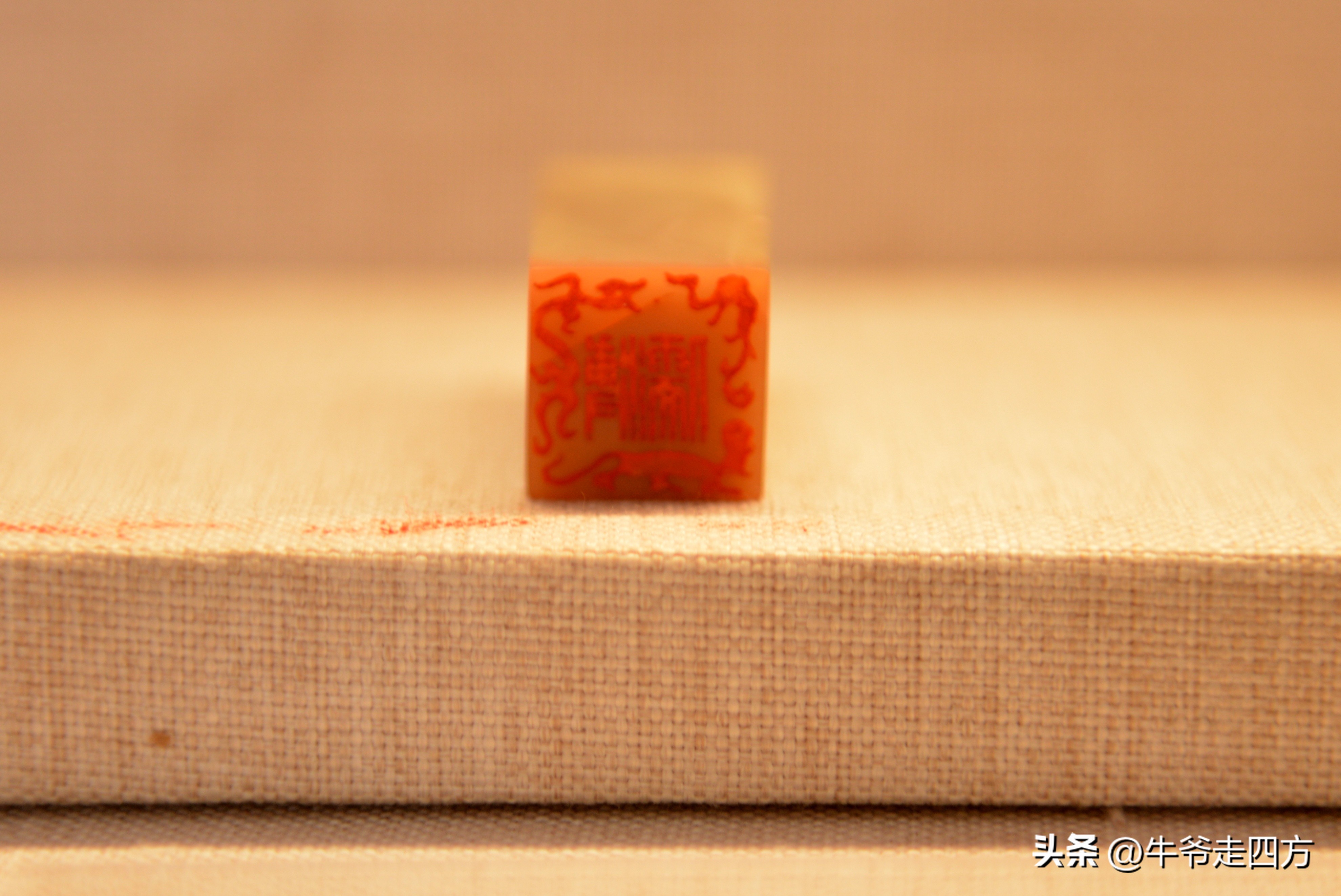 鍖椾含閲戠煶鍗氱墿棣嗗簡浜戝闂ㄧエ,閲戠煶鍗氱墿棣嗗簡浜戝