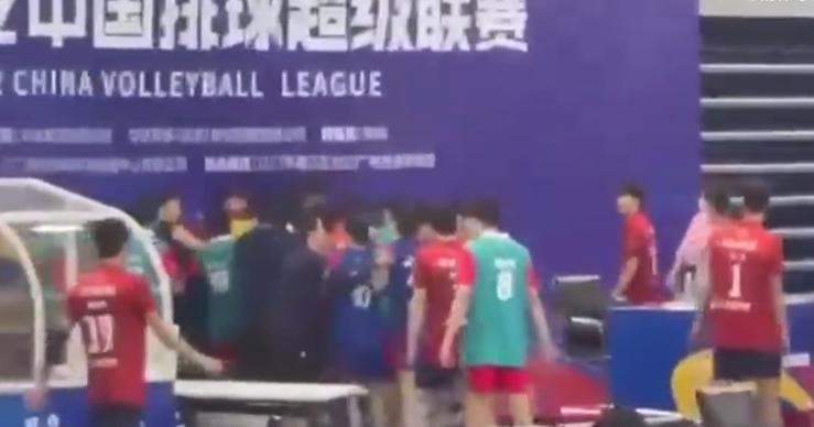 江苏天津男排打架事件,江苏男排与天津队起冲突