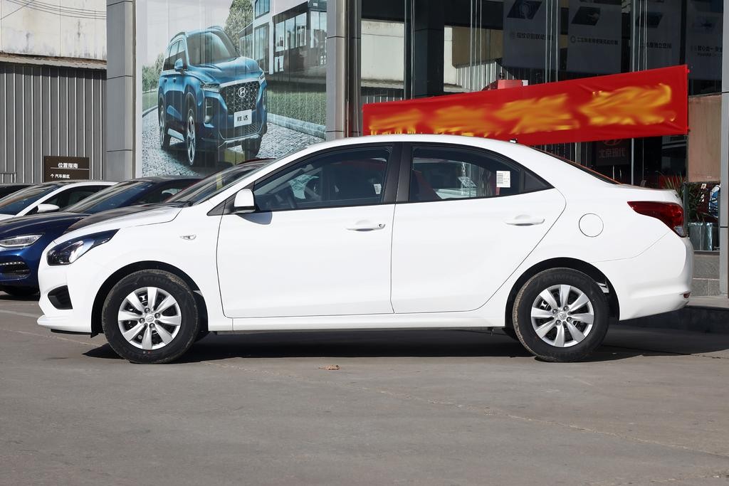 最新款现代瑞纳配置及价格,最新款现代瑞纳报价及图片