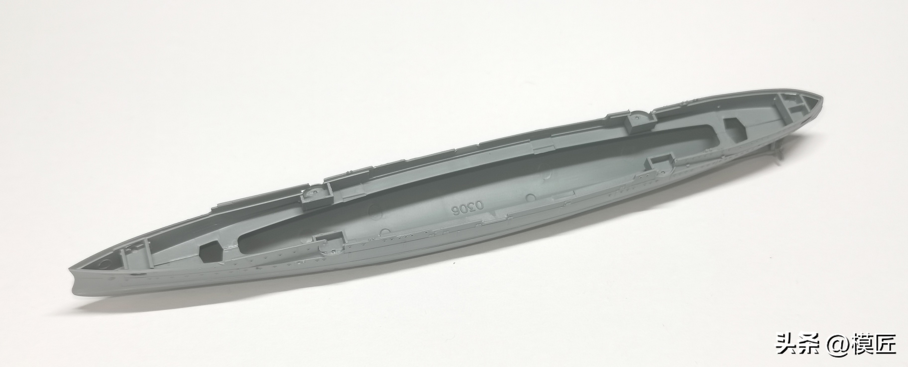 鹰翔1/700德国海军埃姆登号巡洋舰开盒测评