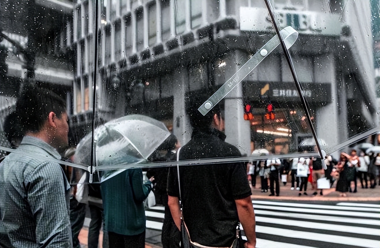 日本放开新冠防控后怎么样了,日本放开疫情管控后果怎样了