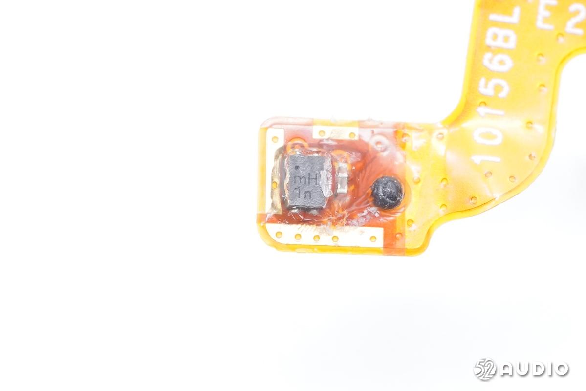 oppo蓝牙耳机encoair2拆解,oppo蓝牙耳机encoair2怎么拆解