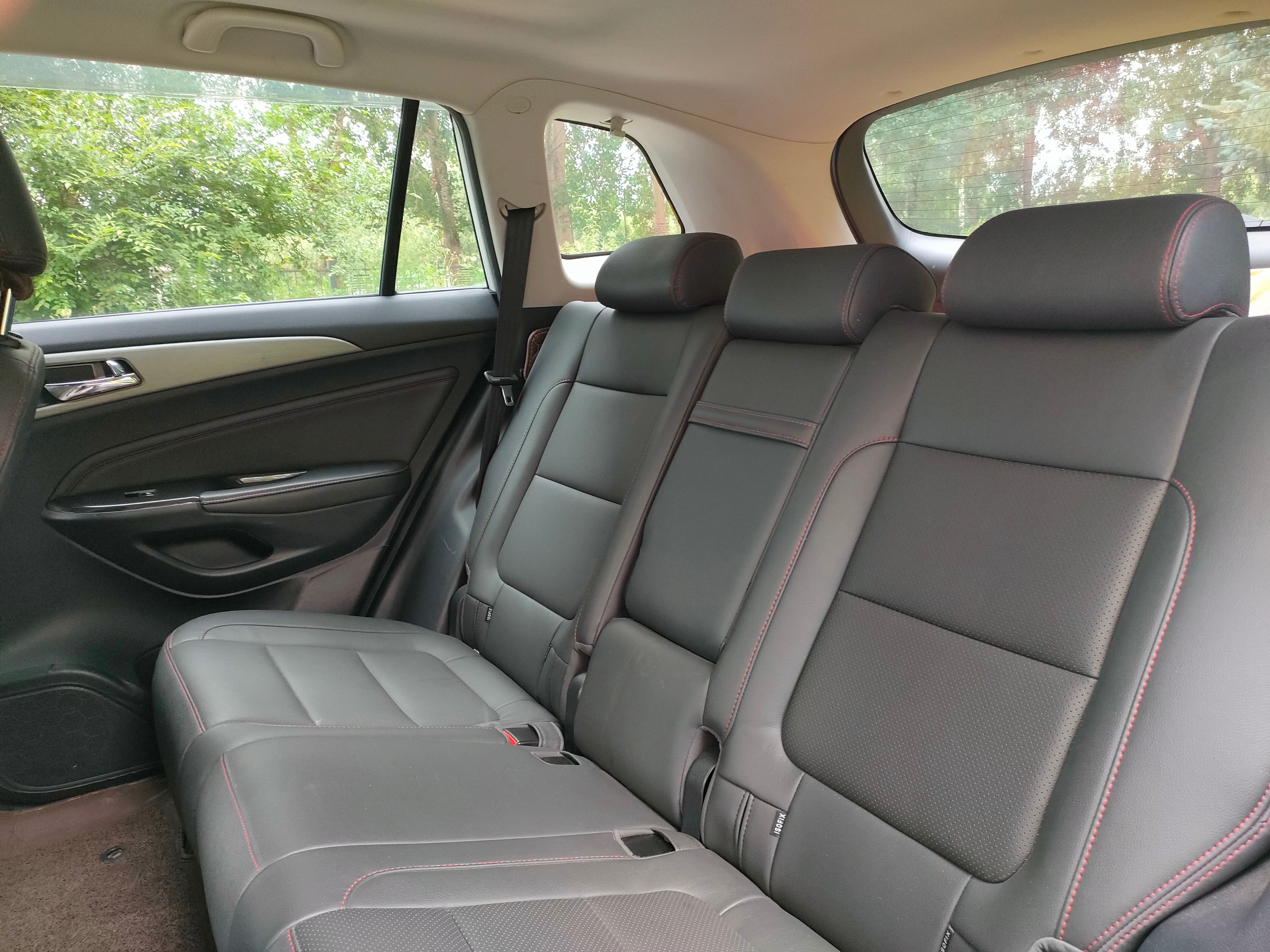 汽车防冻玻璃水自制小窍门,自制夏季玻璃水最佳配方不伤车