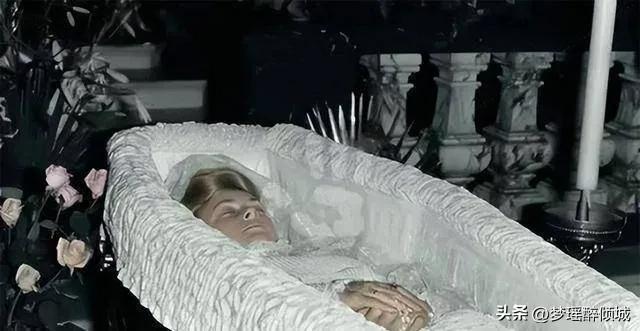 戴安娜与多迪拥抱照片,戴安娜王妃多迪现状