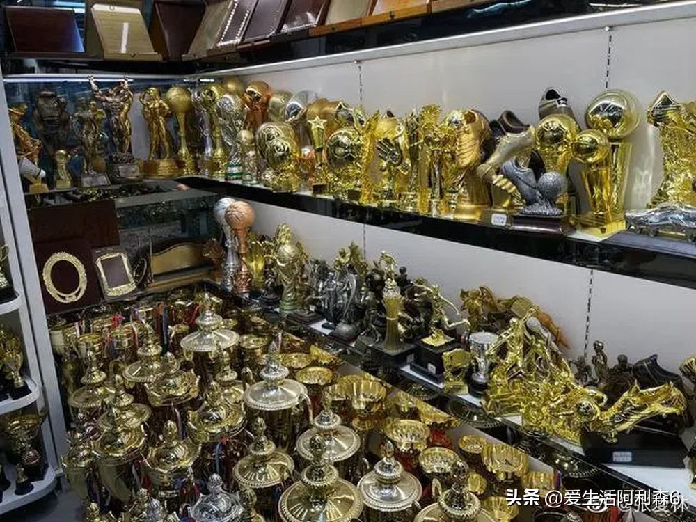 义乌50天赶工10万个足球,卡塔尔世界杯源头工厂