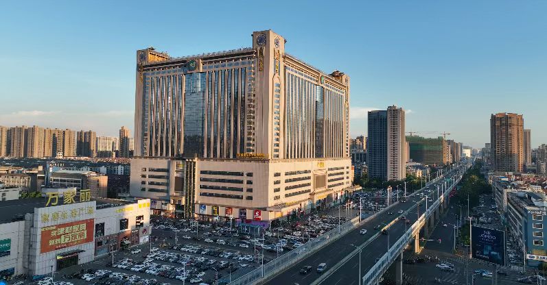 万家丽宇宙中心,万家丽宇宙中心打卡墙