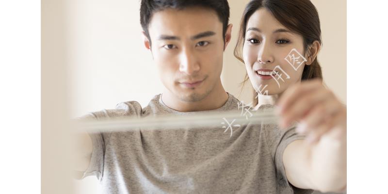 3年前，听妈话婚姻AA，3年后，他攒了12万，我买电脑还得分期