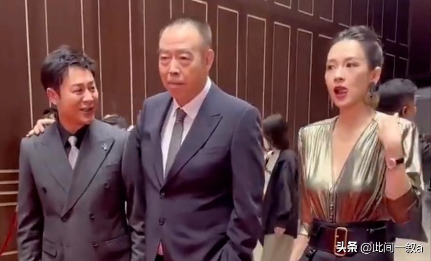 “大秀*光春**”还不害臊，深V露背都不遮掩，这群女明星全员养眼！