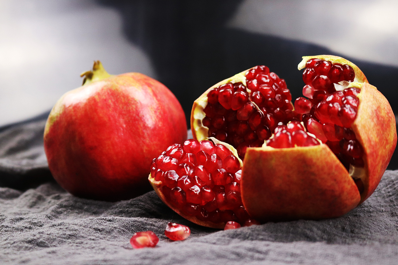 突尼斯软籽石榴今年价格,突尼斯软籽石榴能盆栽吗