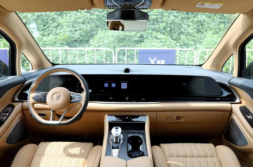 梦想家mpv和传奇对比,梦想家和传祺m8混动版对比