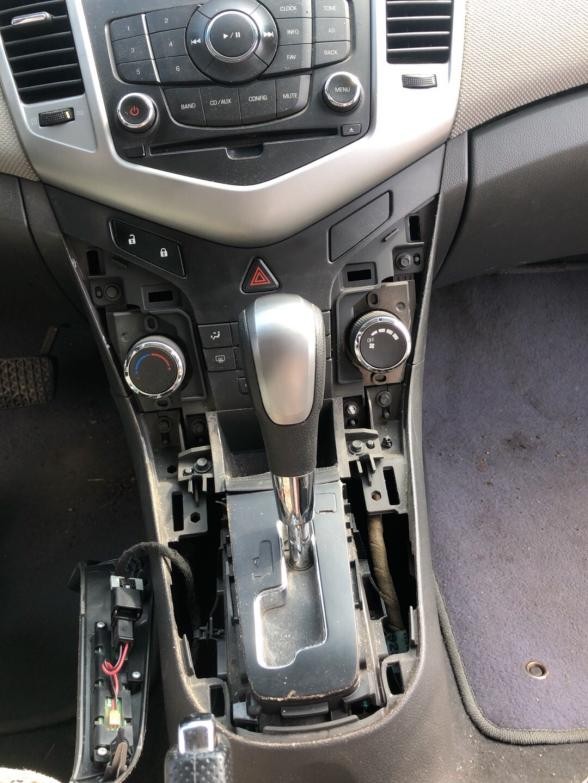 车载cd机怎么拆,拆车载cd机教程