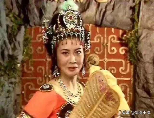 目前银行利率下调提前还贷好吗,部分提前还贷会影响优惠利率吗