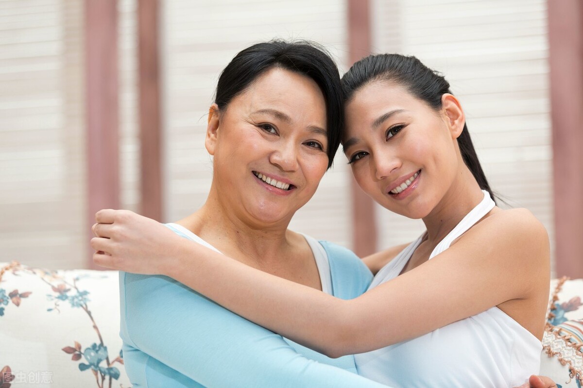 与亲妈相处不好怎么办,跟自己亲妈合不来怎么办