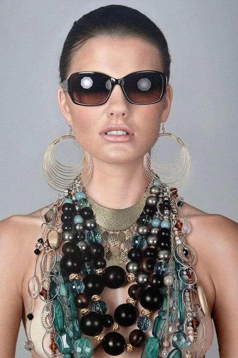 美女画家挑战冷军，画少女人体，放大10倍看细节让网友不淡定