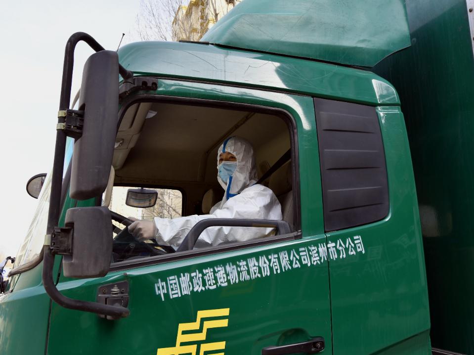 中国邮政承载希望和梦想,我深深感受到了中国的强大