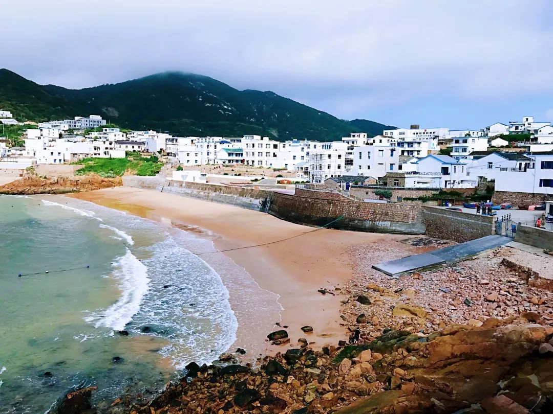 世界上被遗忘的小岛,大海中的神秘无人小岛