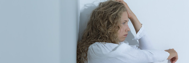 精神分裂睡了12小时还是觉得很困,精神分裂出现睡眠不佳