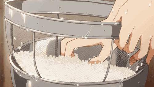 大米勾兑香精变泰国香米,泰国香米竟是添加剂勾兑而来